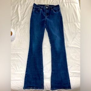 Levi High Rise Bootcut Jeans!!